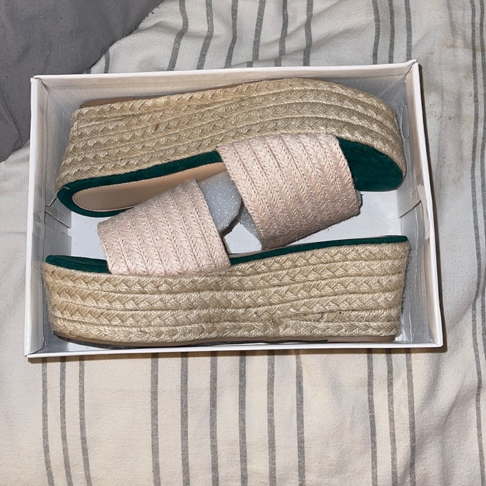 Super cute sandals! Never worn! Got wrong size!